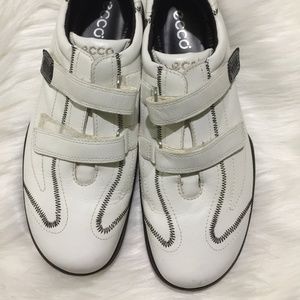 Ecco White Leather Hydromax Golf Shoes Sz 40  US 9